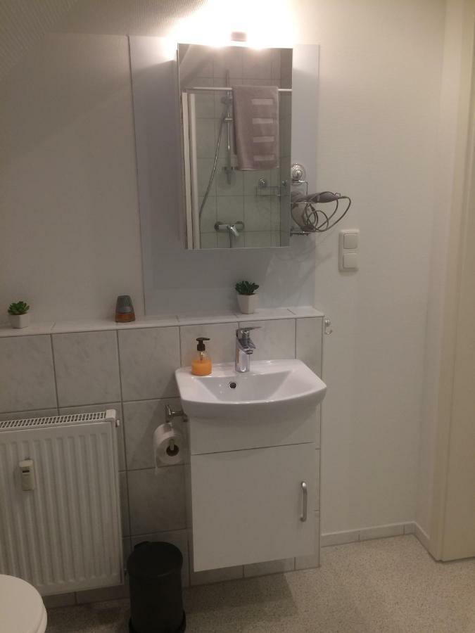 Toefte Bude Mülheim an der Ruhr Buitenkant foto