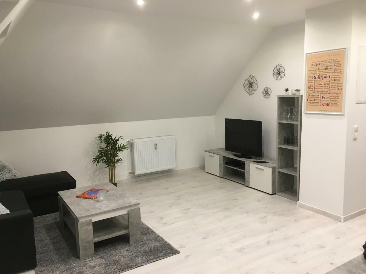 Toefte Bude Mülheim an der Ruhr Buitenkant foto
